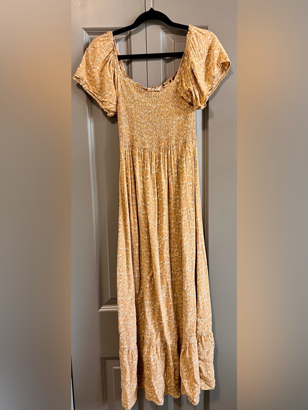 🌸3/$15🌸HEYSON Mustard Floral Smocked Midi Dress | Cottagecore Puff Sleeve | Smal